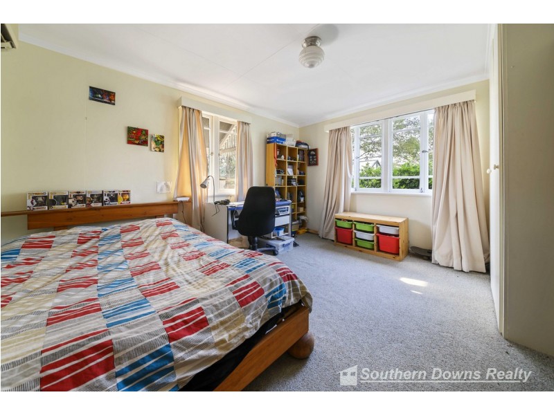 21 Gore Street, Warwick QLD 4370