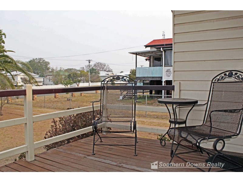 21 Gore Street, Warwick QLD 4370