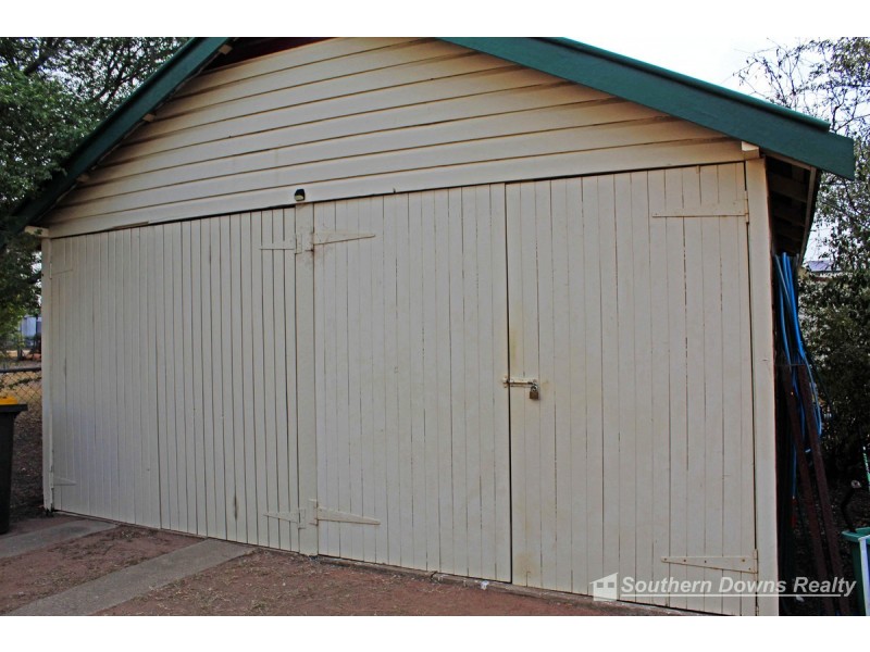 21 Gore Street, Warwick QLD 4370