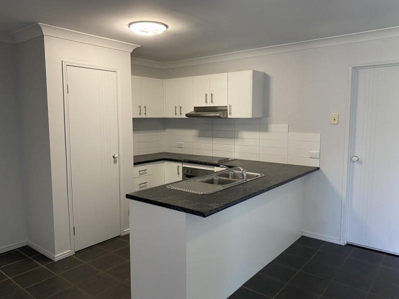 2/15 Junabee Road, Warwick QLD 4370