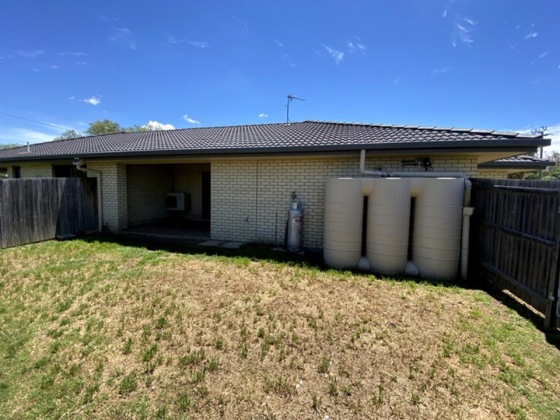 2/15 Junabee Road, Warwick QLD 4370