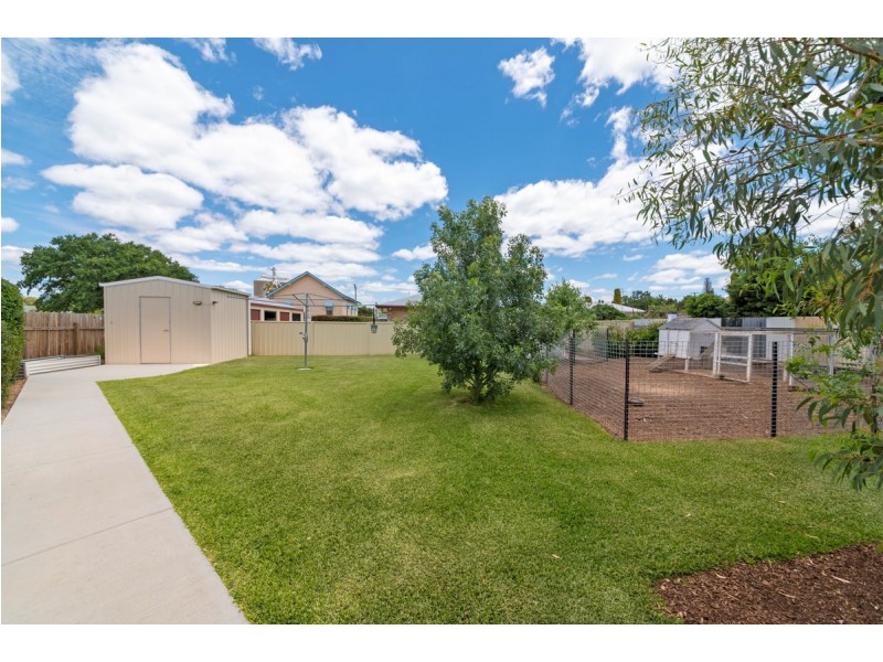 20 Raff Street, Allora QLD 4362