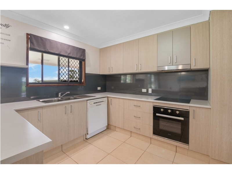 13 Johnson Street, Rosenthal Heights QLD 4370