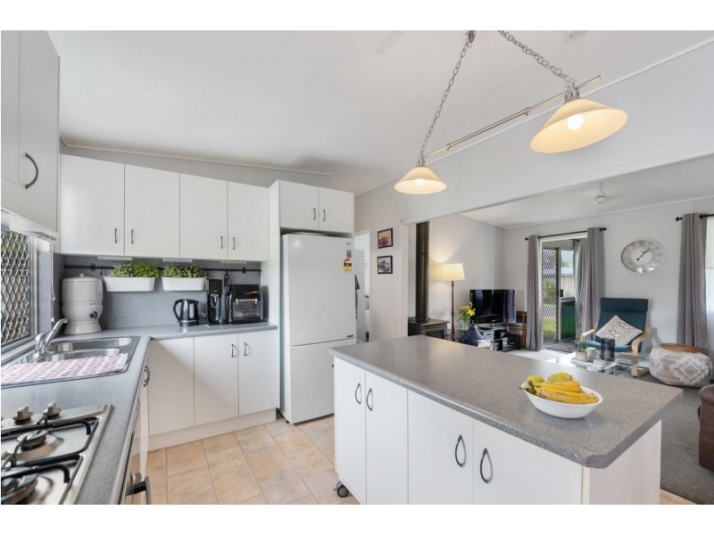 65 Vanneck Street, Yangan QLD 4371