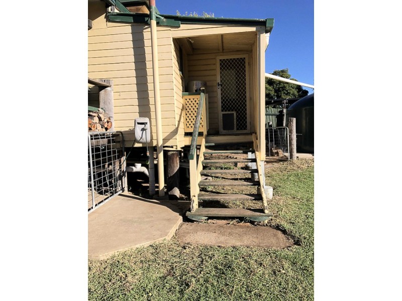 29 Wallace Street, Warwick QLD 4370