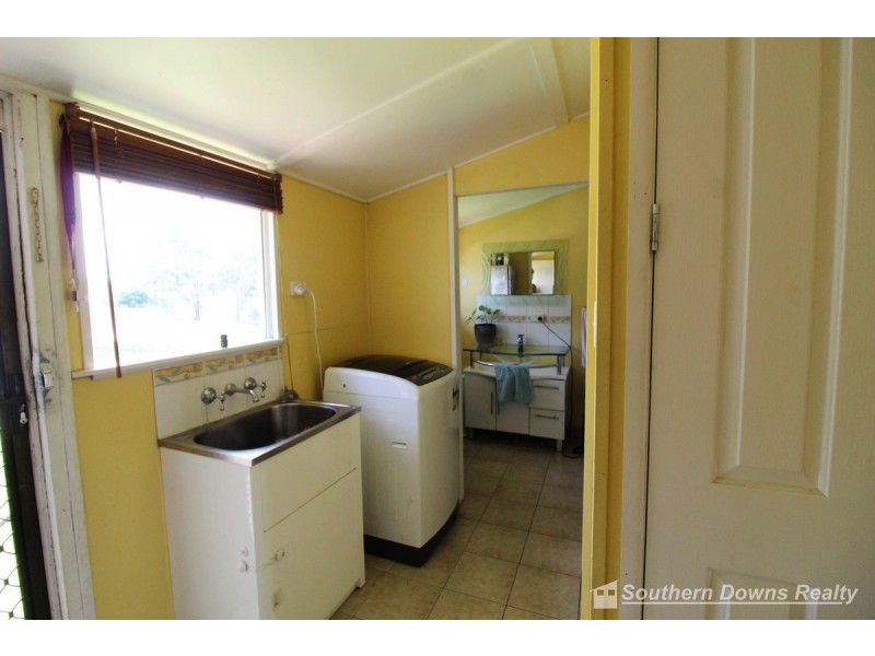 254 Wood Street, Warwick QLD 4370