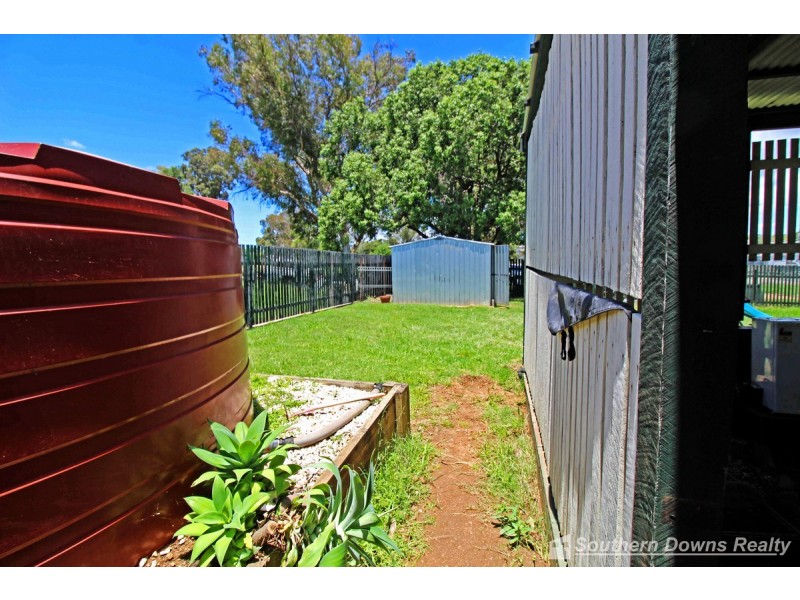 254 Wood Street, Warwick QLD 4370