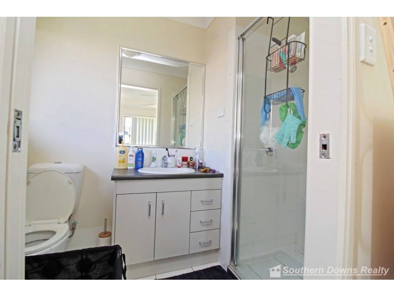 30 Capital Drive, Rosenthal Heights QLD 4370