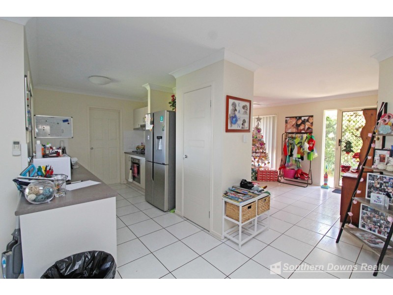 30 Capital Drive, Rosenthal Heights QLD 4370