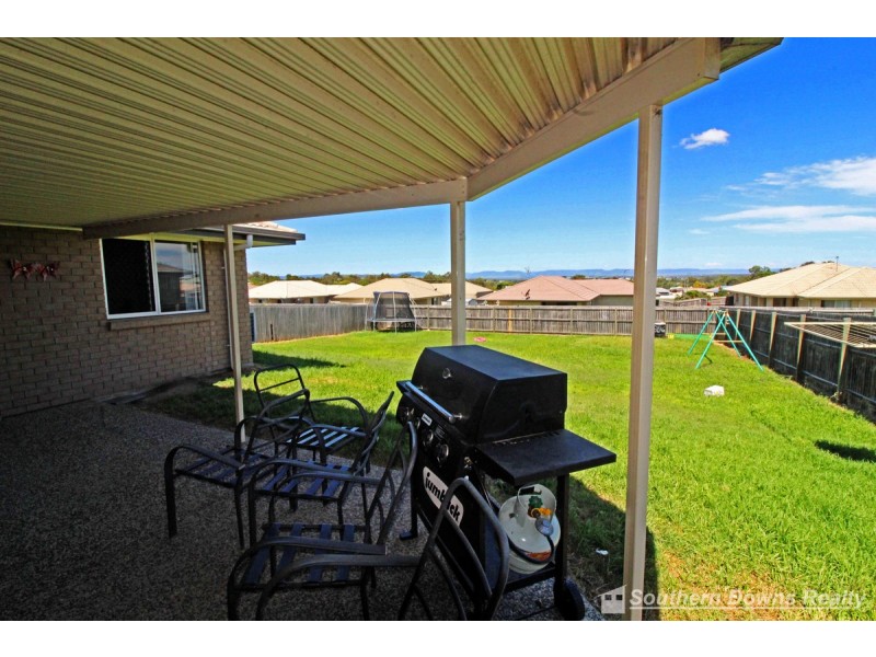 30 Capital Drive, Rosenthal Heights QLD 4370