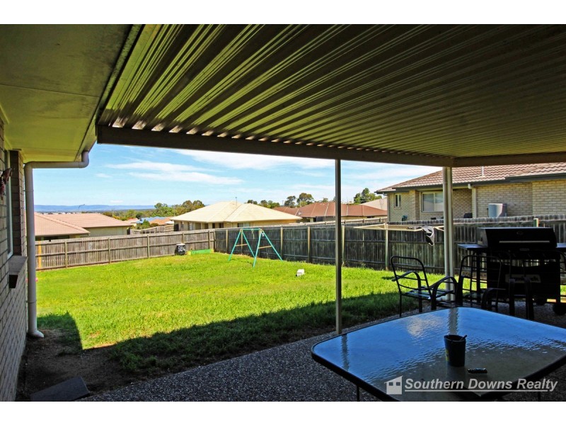 30 Capital Drive, Rosenthal Heights QLD 4370