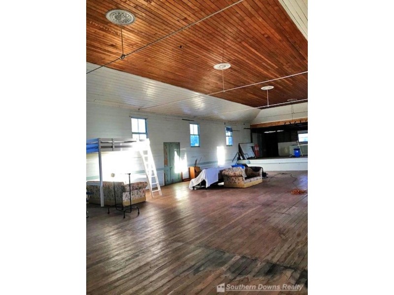 26 King Street, Yangan QLD 4371