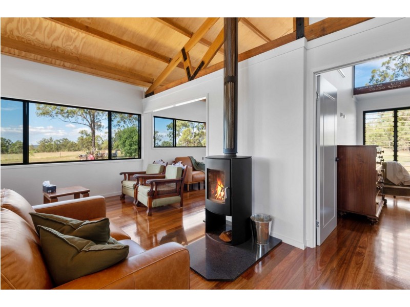 15602 Cunningham Highway, Cunningham QLD 4370