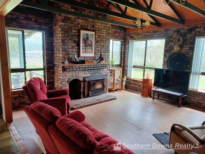 14255 Cunningham Highway, Warwick QLD 4370