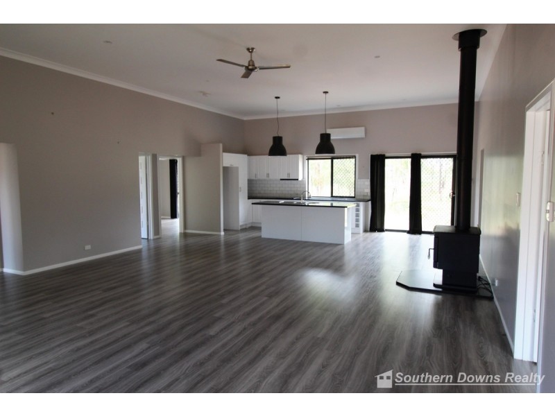 22 Woodford Drive, Cunningham QLD 4370