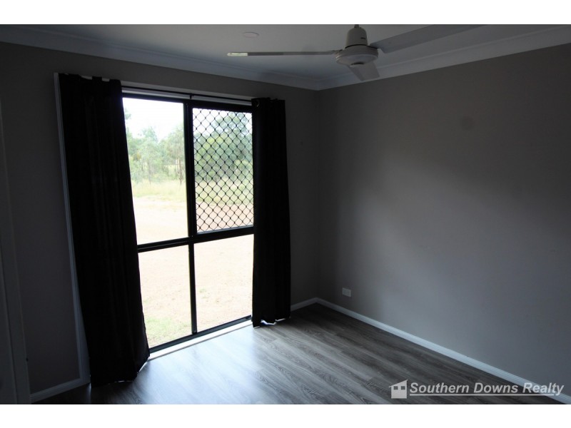 22 Woodford Drive, Cunningham QLD 4370