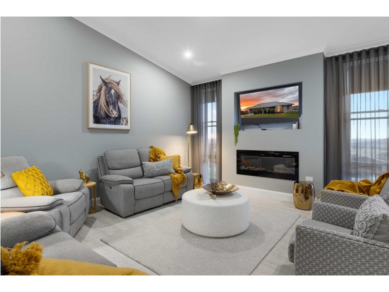 1 Derain Drive, Sladevale QLD 4370