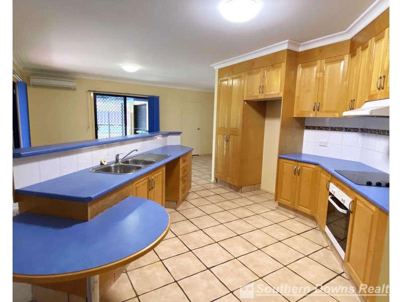 36 Boronia Drive, Warwick QLD 4370