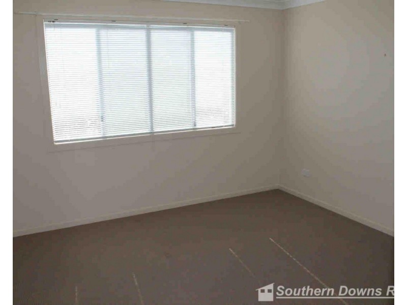 4/2 Redgwell Street, Warwick QLD 4370