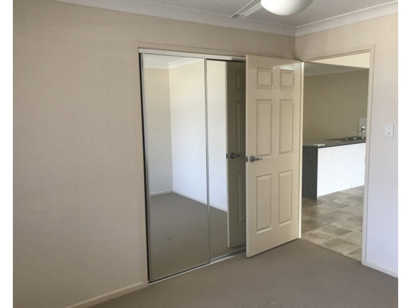 2/38 Law Road, Warwick QLD 4370