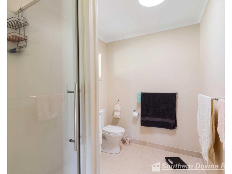 190 Ghost Gate Road, Berat QLD 4362