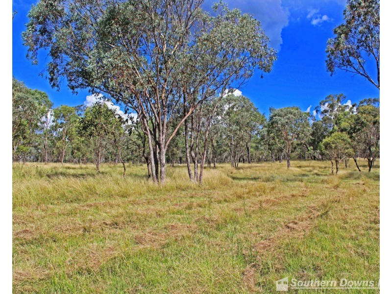 190 Ghost Gate Road, Berat QLD 4362