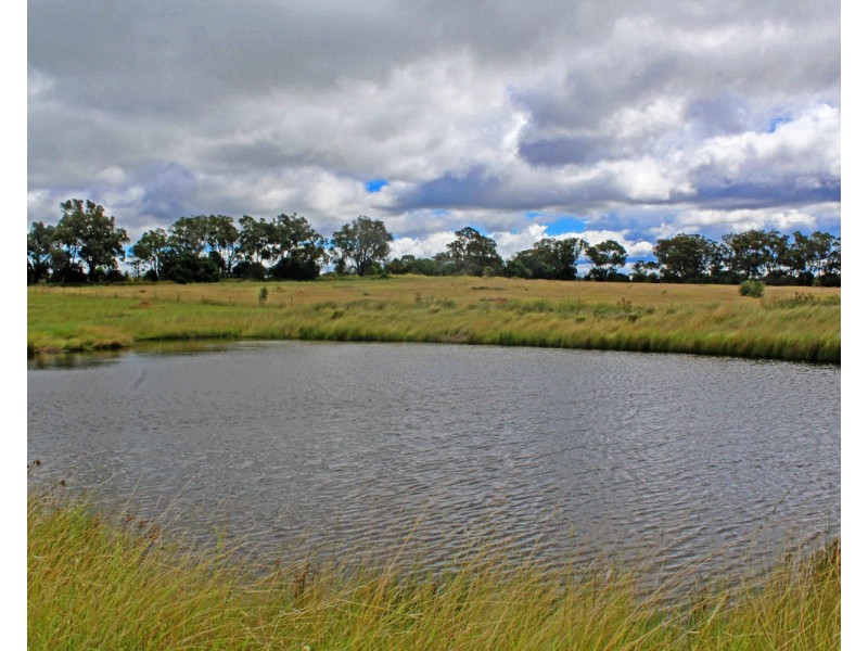 72 Dight Road, Rosenthal Heights QLD 4370