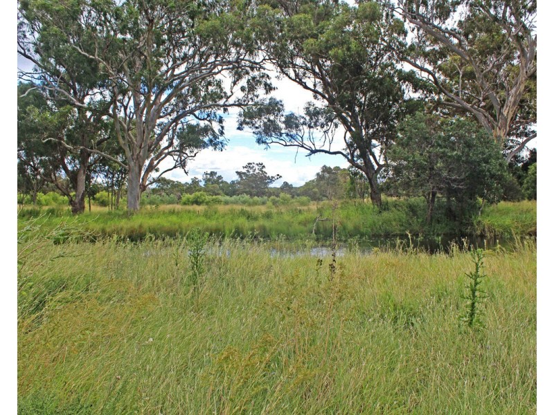 72 Dight Road, Rosenthal Heights QLD 4370