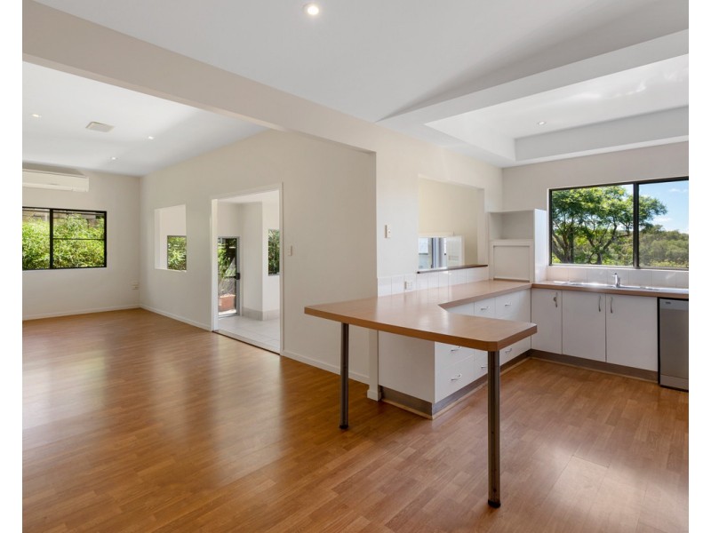 11 Weewondilla Road, Warwick QLD 4370