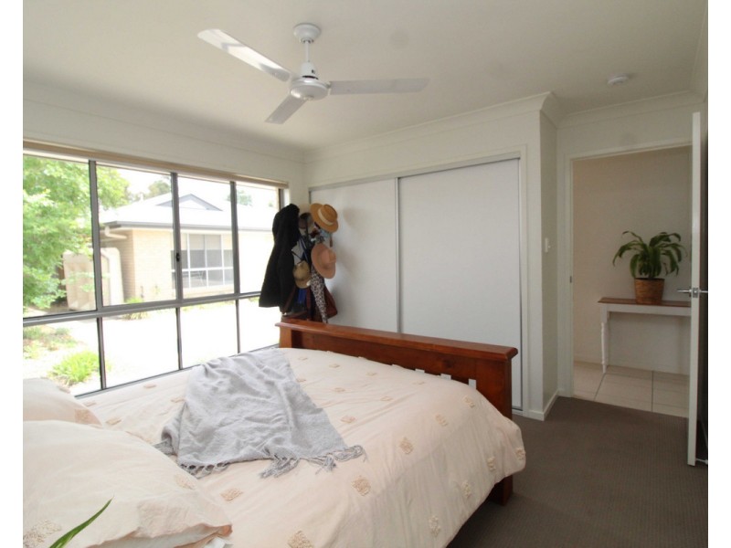 8/208 Wood Street, Warwick QLD 4370