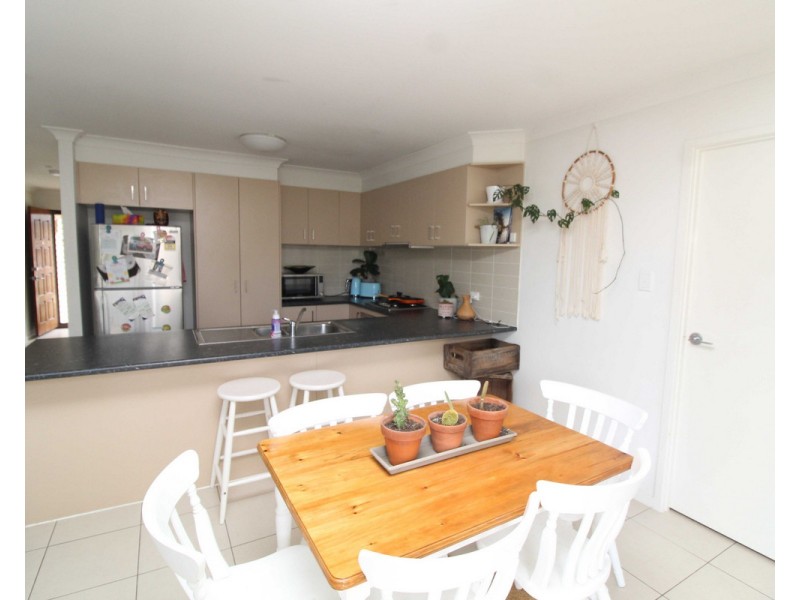 8/208 Wood Street, Warwick QLD 4370