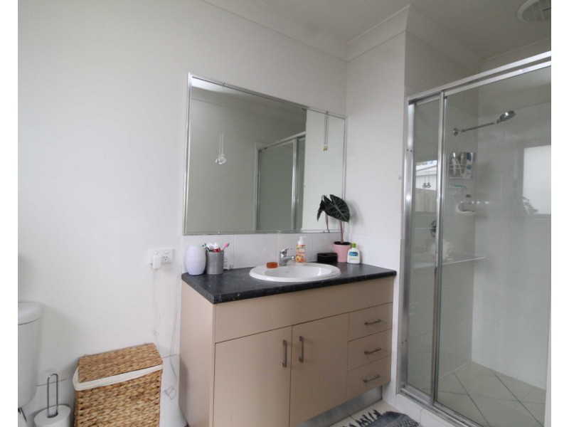 8/208 Wood Street, Warwick QLD 4370