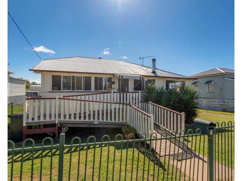 7 Short Street, Warwick QLD 4370