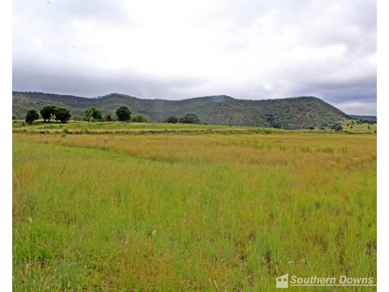 874 Top Swanfels Road, Swanfels QLD 4371