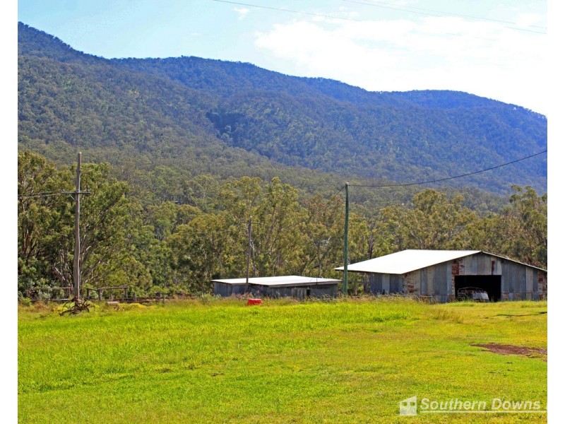 874 Top Swanfels Road, Swanfels QLD 4371