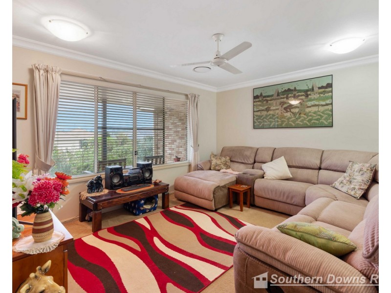 12 Hans Borgar Court, Warwick QLD 4370