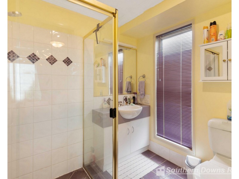 12 Hans Borgar Court, Warwick QLD 4370