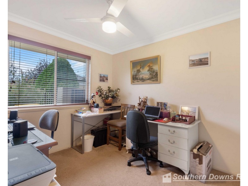 12 Hans Borgar Court, Warwick QLD 4370