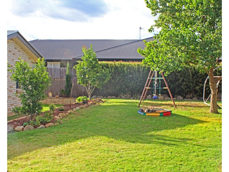 8 Hakea Court, Warwick QLD 4370