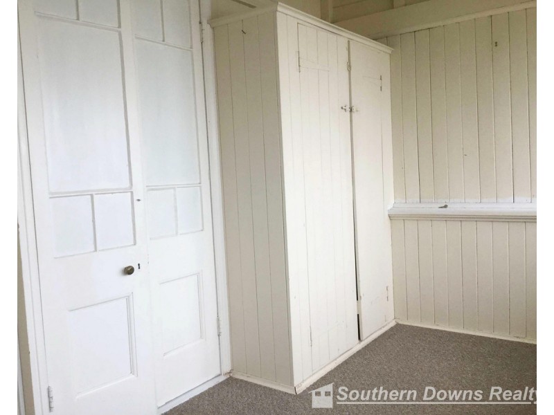 19 King Street, Warwick QLD 4370