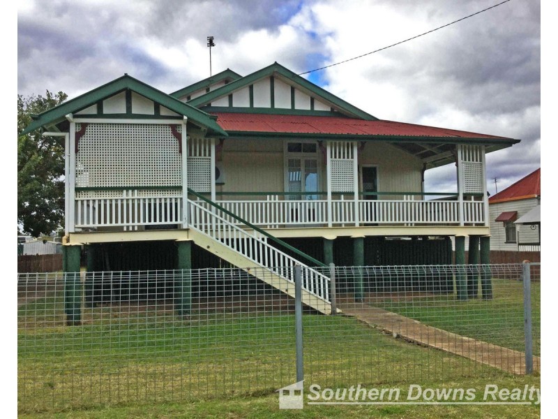 19 King Street, Warwick QLD 4370