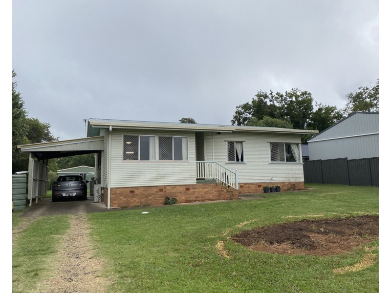 3 Chermside Drive, Warwick QLD 4370