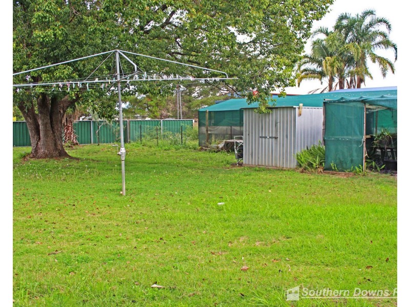 28 Lyons Street, Warwick QLD 4370