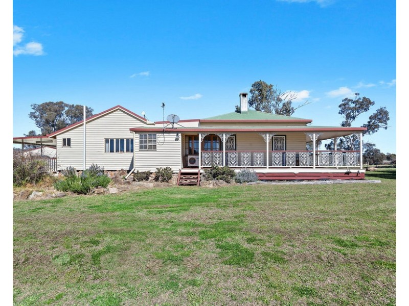 33 Gibson Road, Warwick QLD 4370