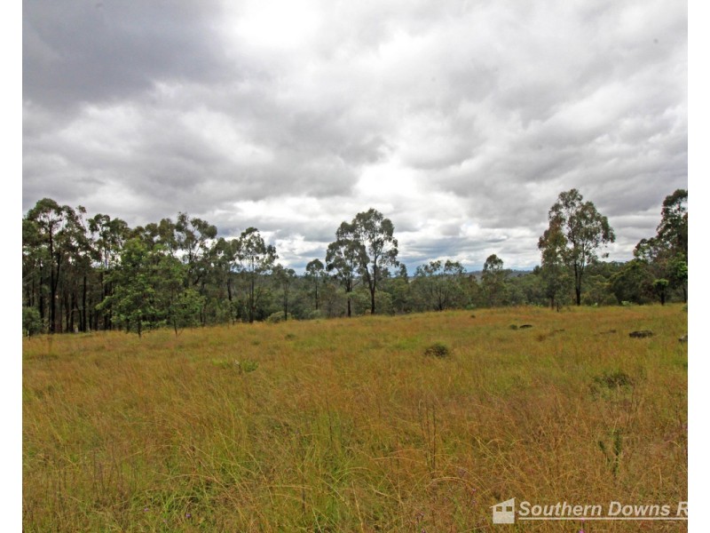 103-104 Big Hill Road, Pratten QLD 4370