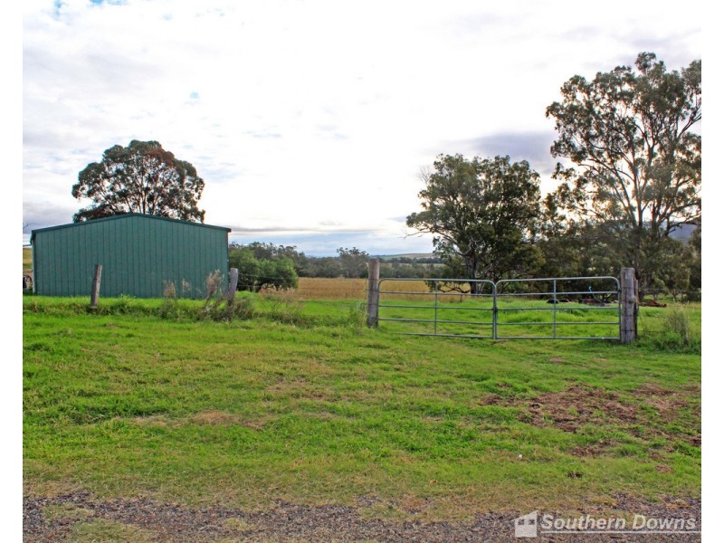 9 CNR Lipps Road & Top Swanfels Road, Swanfels QLD 4371