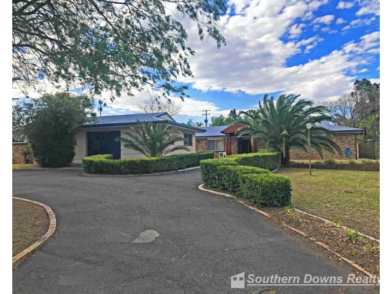 79 Baguley Street, Warwick QLD 4370