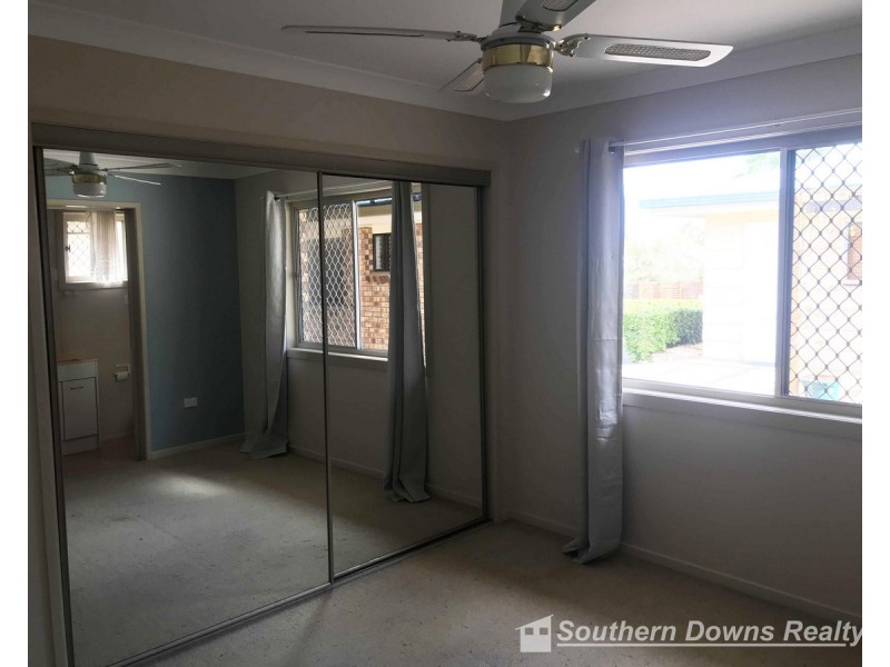 79 Baguley Street, Warwick QLD 4370