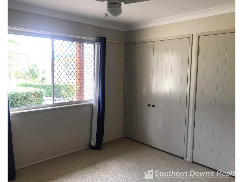 79 Baguley Street, Warwick QLD 4370
