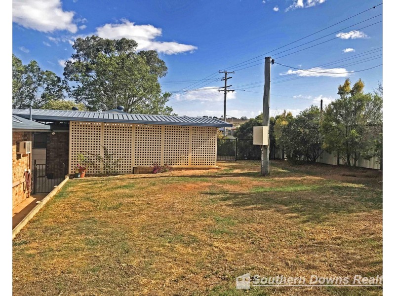 79 Baguley Street, Warwick QLD 4370